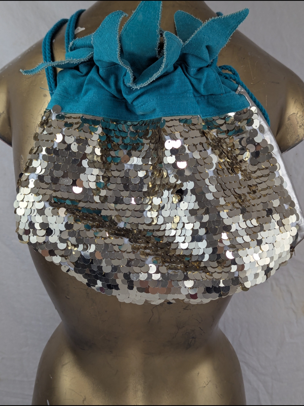 Sequined Gold Pineapple Drawstring Backpack NWOT Summer Ready